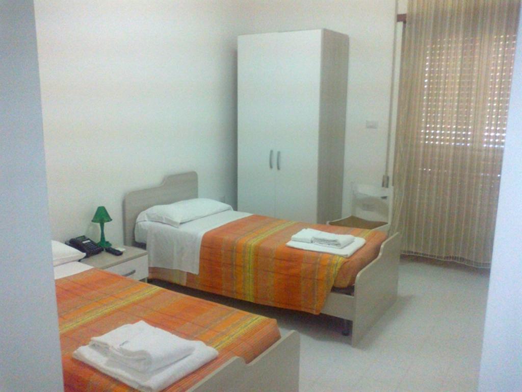 Hotel Aurora สกาอูรี ภายนอก รูปภาพ